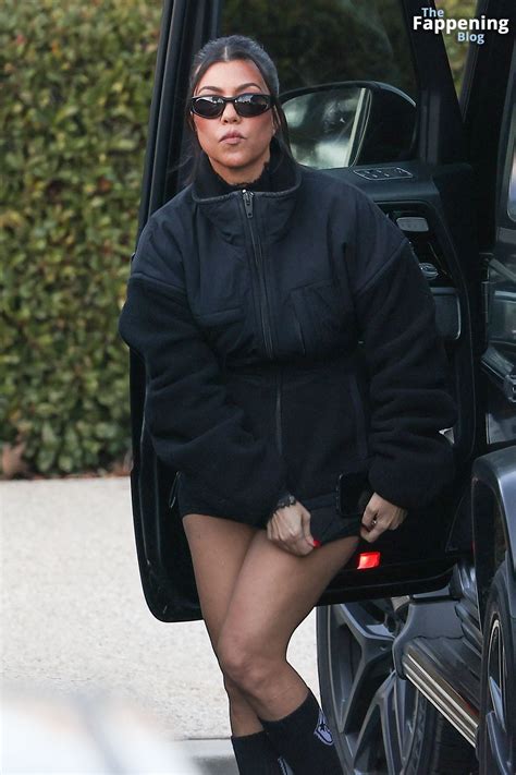 Kourtney Kardashian Flashes Her Panties In Calabasas 33 Photos