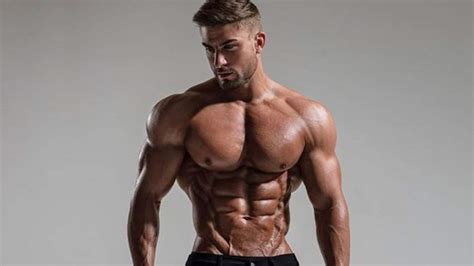aesthetic workout routine for a perfect physique