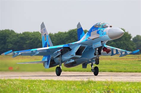 Ukrainian Air Force Sukhoi Su 27 Flanker Lands In Romania After Having