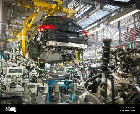 Assembling Auto Transmission Hi Res Stock Photography And Images Alamy