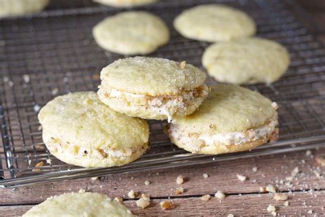 Banana Cream Whoopie Pies A True Southern Thing Breakfast Recipes