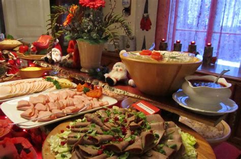 It is a surrealist expedition into a magical parallel universe that will challenge almost everything your eyes, your palate and your gut. Swedish Smorgasbord Recipes Christmas | Dandk Organizer