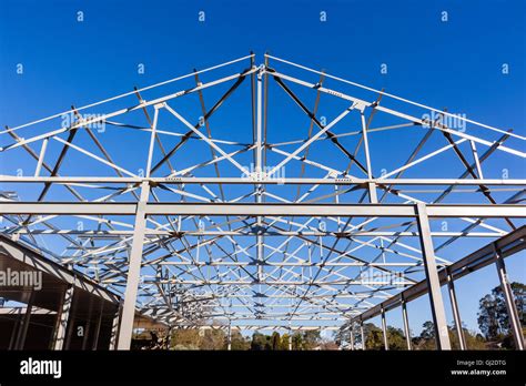 Building Mid Construction With Steel Roof Frame Structures Raw