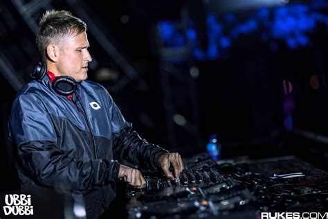 Kaskade Becomes First DJ To Perform At Grand Canyon Video