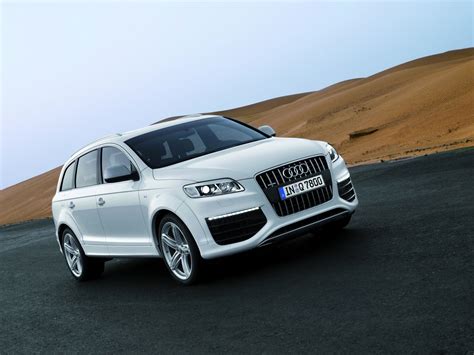 6.0 v12 tdi dpf quattro tiptronic audi exclusive. 2009 Audi Q7 V12 TDI Quattro | Motor Desktop