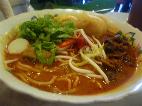 Savesave resepi mee kari from ain for later. Resepi Mee Kari Untuk 50 Orang - Surasmi X