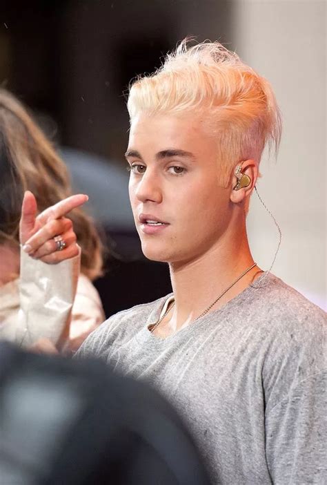 Justin Bieber Shows Off Shocking Platinum Blonde Hairstyle During Us Tv Appearance Irish