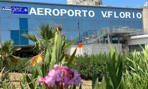 Sicilia Aeroporto Di Trapani Birgi In Arrivo Collegamenti Con Grecia E Forlì Con Lumiwings