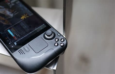 Leak First Look At Logitech And Tencents Handheld Gaming Device