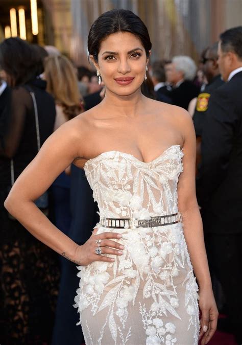 Oscars 2016 The Best Jewelry On The Red Carpet Dresses Priyanka