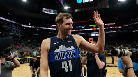 Dallas Mavericks Hall Of Fame Displays Dirk Nowitzkis Final Game Jersey