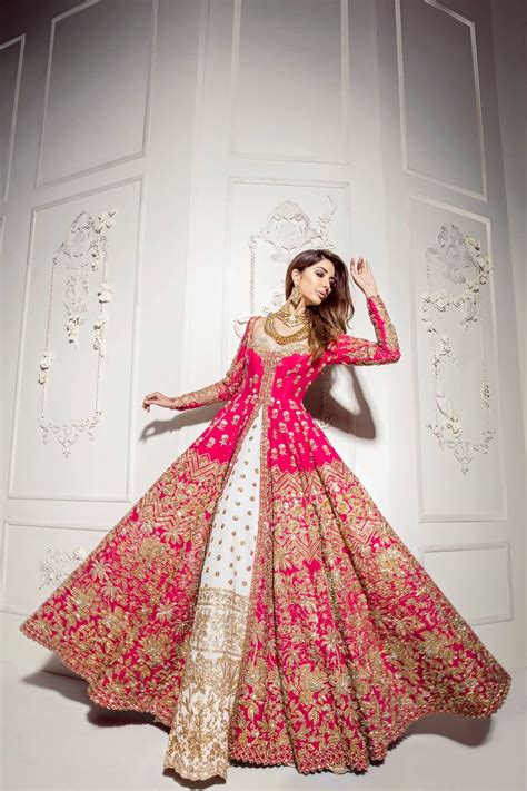 Pin By The Desi Shaadi Closet On Pre Wedding Outfit Ideas Dholakdholkimiladqawali Night Or