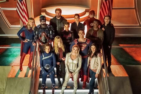 Crisis On Infinite Earths Part One First Look Photos Reunite The Dc Tv