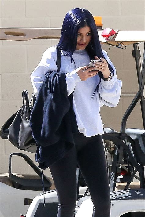 Kylie Jenner Shows Off Her New Hair Color Out In Calabasas CelebMafia