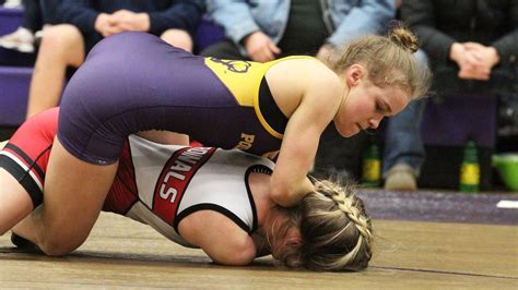 Womens Wrestling Comes Up Short In Final Home Dual Stevens Point News
