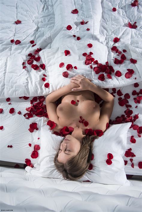 Presley In Rose Petals By X Art Erotic Beauties
