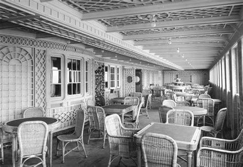 El Pollo Real Titanic Centennial At The Real Café Parisien