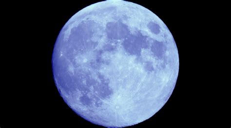 La Lune Bleue Seconde Pleine Lune Du Mois De Juillet
