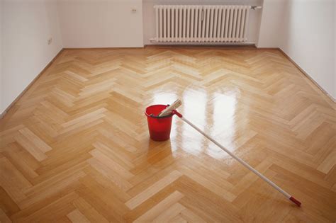 Vinyl floor mat with tiles in green and turquoise. 9 Things You're Doing To Ruin Your Hardwood Floors Without ...