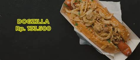 Menyusuri sensasi kuliner metal di lawless burgerbar jakarta. Review Lawless Dogbar versi JwestBros: Burger Mantap tapi ...