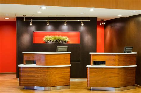Front Desk Of Courtyard By Marriott Hotel Marian Kraus Chicago Commercial Architectural And
