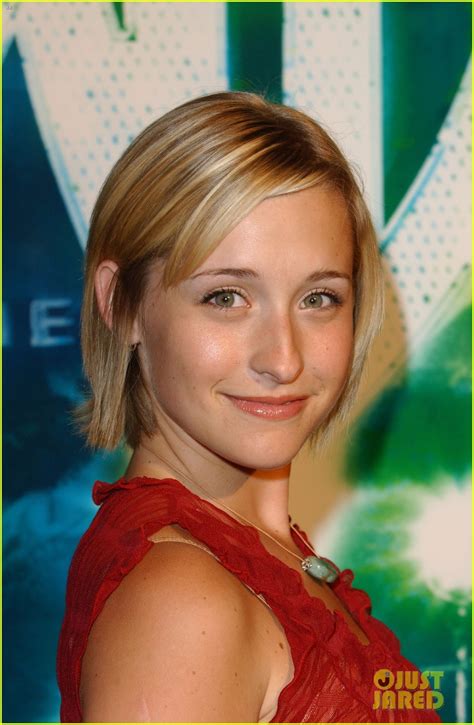 Smallvilles Allison Mack Allegedly Involved In Sex Cult Thought To Be Second In Command Photo