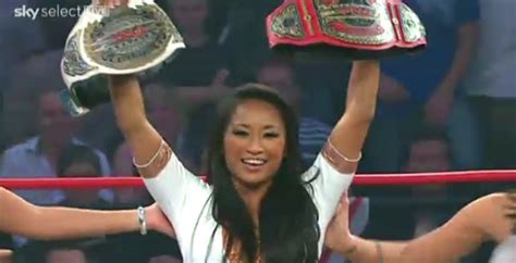 Turning Point Gail Kim Wins Knockouts Championship Diva Dirt
