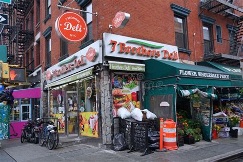 Traditional Colorful Independent New York Store Editorial Image Image