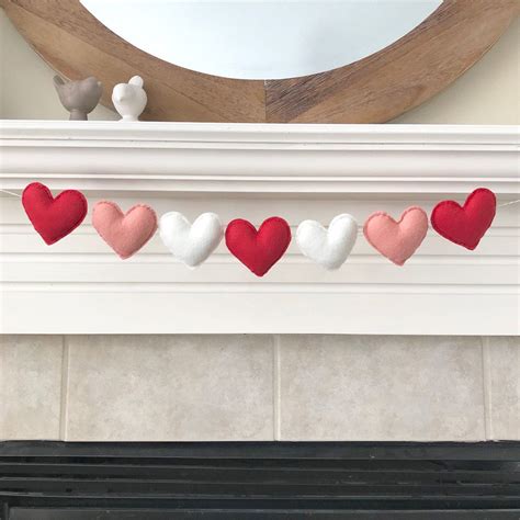 Sweet Felt Dreams Deluxe Pink And Red Heart Garland Valentine Garland