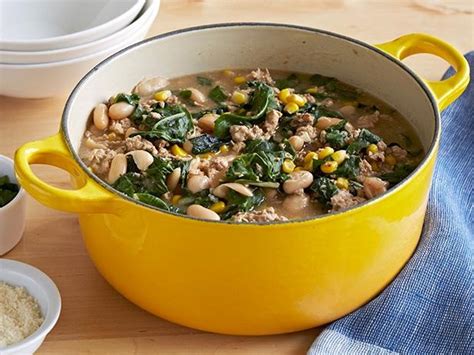 In saute pan, heat the remaining 2 tablespoons of olive oil over medium heat. White Bean and Chicken Chili Recipe | Giada De Laurentiis ...