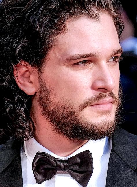 Kit Harington Nas Recentes Fotos Ele EstÁ Sem Barba SerÁ Um Novo