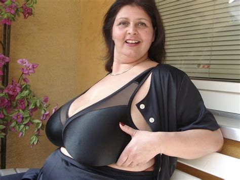 Bbw Wife Sandra Has Huge Tits Photos Xxx Porn Album