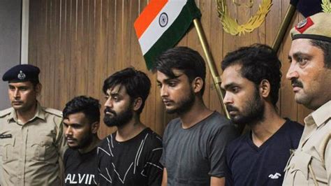 cops bust e hawala gang in gurugram with alleged links to pak four suspects held hindustan times