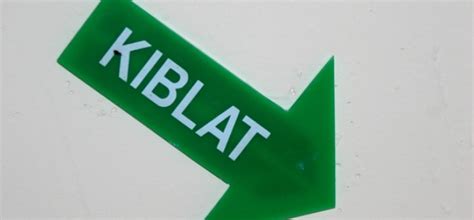 Cara ini sangat cocok bagi kamu yang sedang dalam perjalanan atau mudik, jika mau shalat di hotel atau penginapan tapi tidak tahu arah kiblat. Bingung Arah Kiblat ? Teknologi Ini Jawabannya | Republika ...