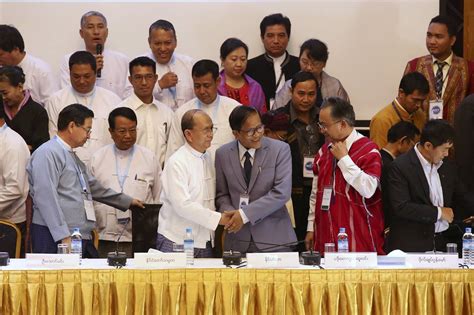 Myanmar Rebel Groups Sign Draft Cease Fire Deal Wsj