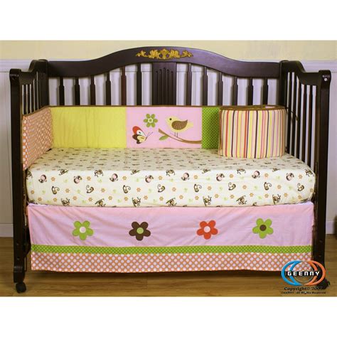 The quilt is 34 x 43 with a 100% polyester fiberfill and features an appliqued monkey in the center. Geenny Boutique Monkey 13 Piece Crib Bedding Set & Reviews ...