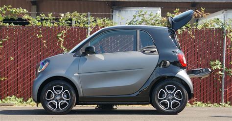 Smart ForTwo grows up for 2016, stays as compact as ever - Roadshow