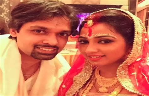 Singer Shreya Ghoshal Married With His Boyfriend After 10 Years 10