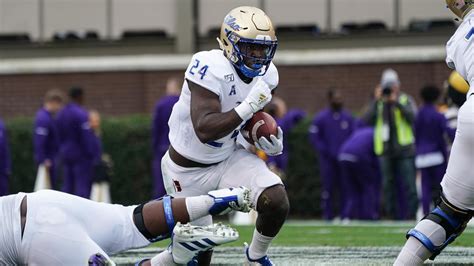 Meet 2021 NFL Draft Prospect Corey Taylor II, RB ...