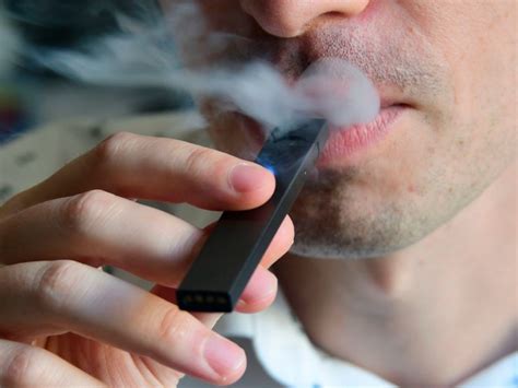 Juul Offered To Pay Schools As Much As 20000 To Blame Vaping On Peer