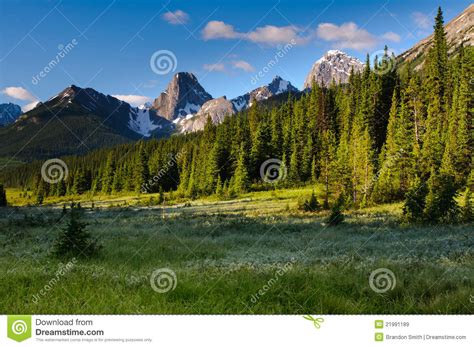 Scenic Mountain Views Stock Image Image Of Mountain 21991189
