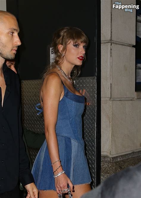 taylor swift flaunts her sexy legs and cleavage exiting the ned nomad mtv vmas after party 32