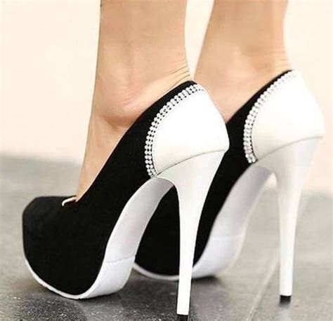 Black And White Combination Cant Go Wrong With Those Fashion Heels