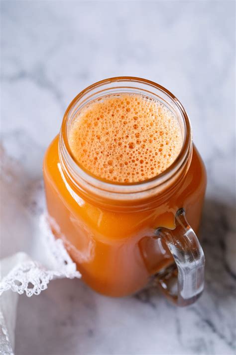 Carrot Juice Recipe Juicing Carrots In Blender And Juicer