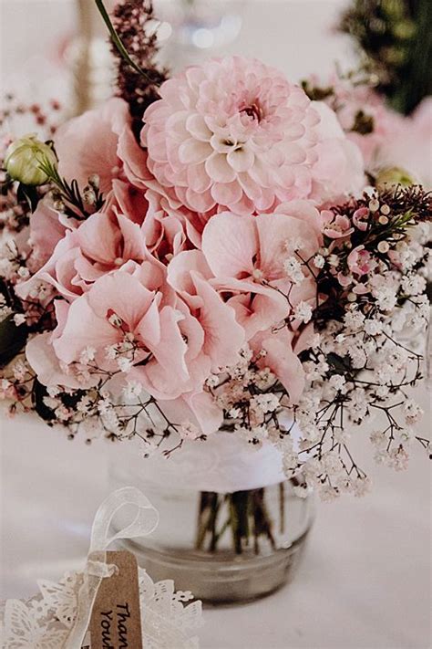 Hochzeit Tischdeko Blumen Glas Rosa Blüten Und Schleierkraut Hochzeit