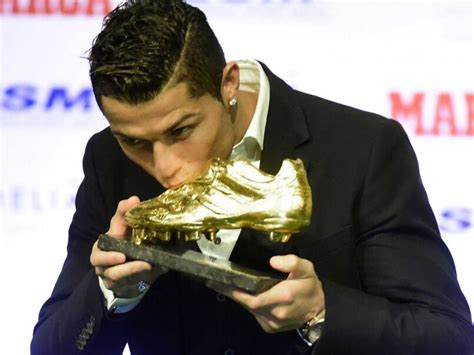 Cristiano Ronaldo Receives Golden Boot Football News