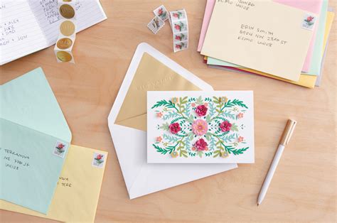 Sending Cards And Letters Our Best Advice And Ideas Hallmark Ideas