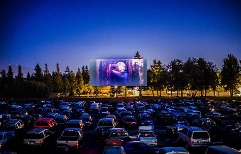 The Best Bay Area Drive In Movie Theaters For Date Night