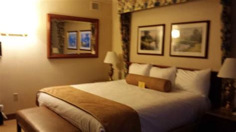Pool king recreation is the exclusive st. Rodeo Suite - Picture of Hollywood Casino St. Louis Hotel ...