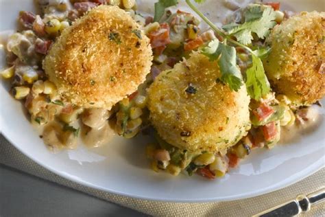 Roasted Corn Creamy Succotash With Crispy Panko Crusted Scallops Canadian Goodness